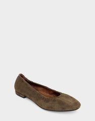 Women's Ballet Flat in Mocha Suede