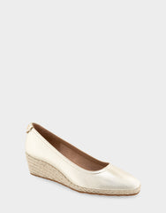 Comfortable Women's Wedge Heels in Soft Gold Leather