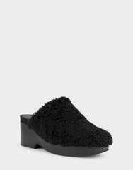 Comfortable Women's Clog In Black Faux Shearling