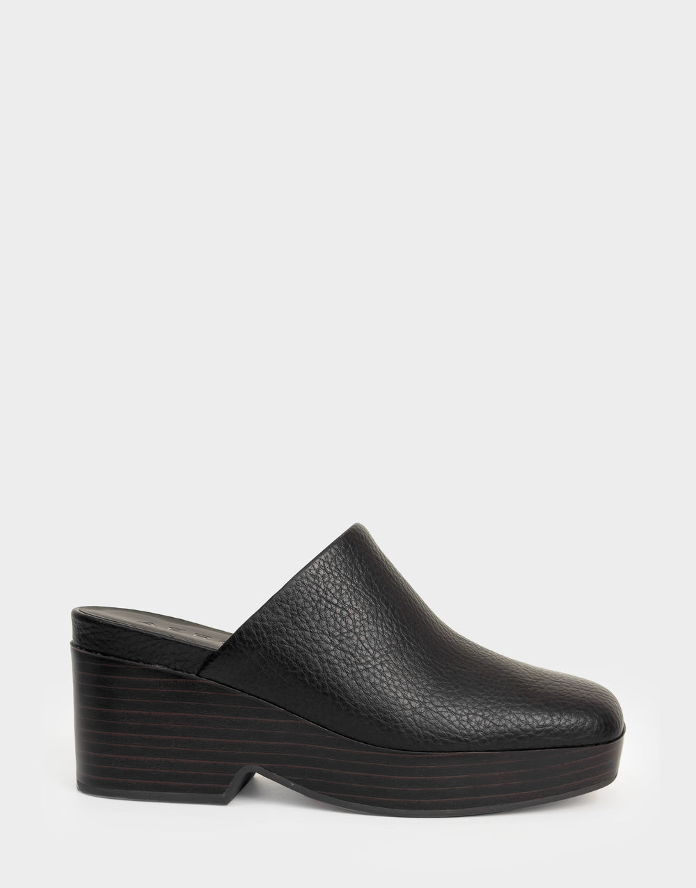 Comfortable Women's Clog In Black Faux Leather