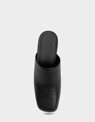 Comfortable Women's Clog In Black Faux Leather