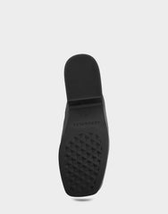 Comfortable Women's Clog In Black Faux Leather