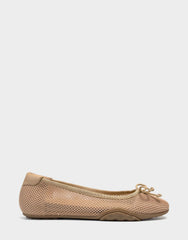 Comfortable Women's Sneaker in Natural Mesh