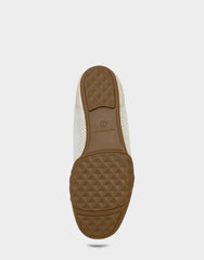 Comfortable Women's Sneaker in Cream Mesh/faux Suede