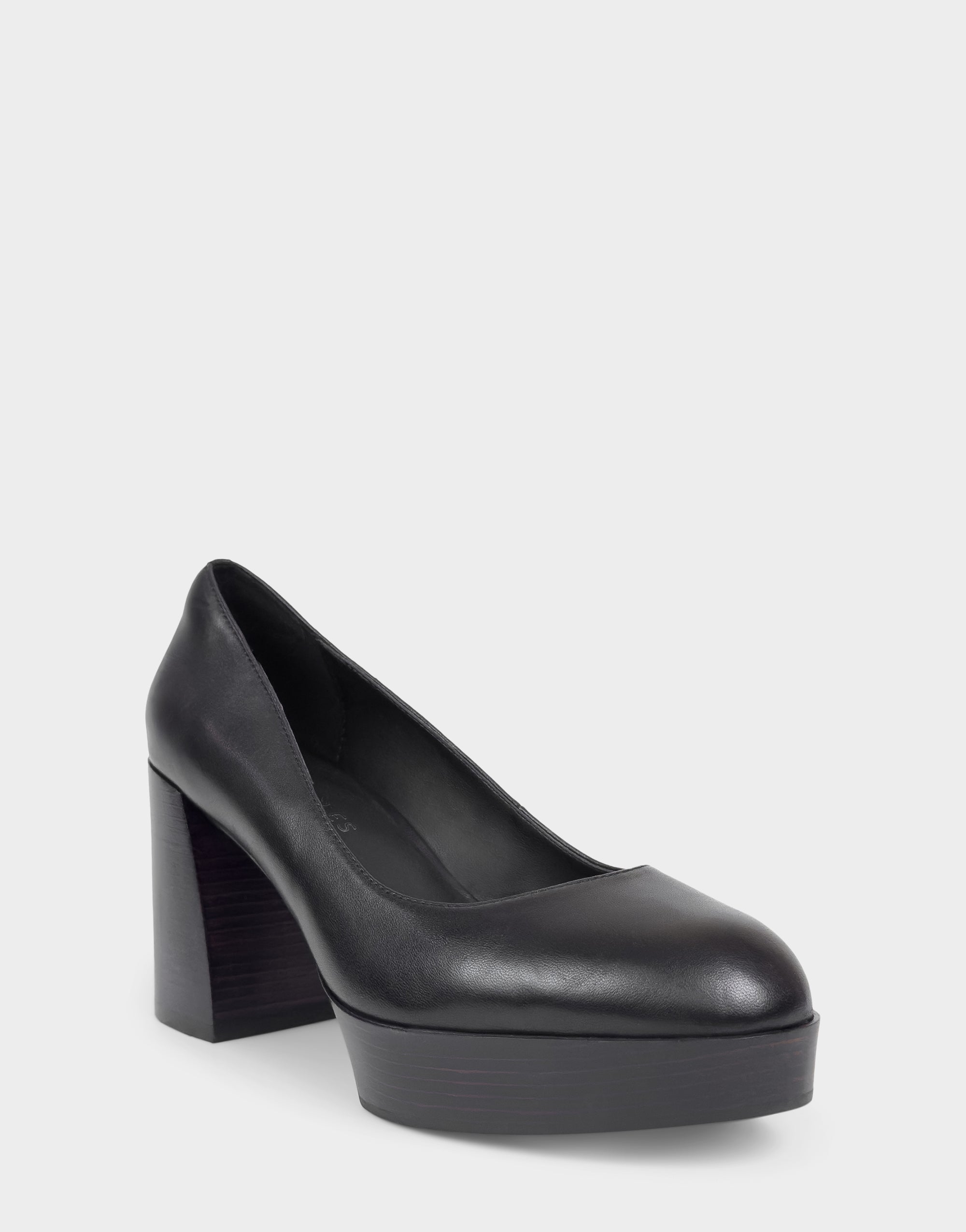 Women's Platform Pump in Black Leather