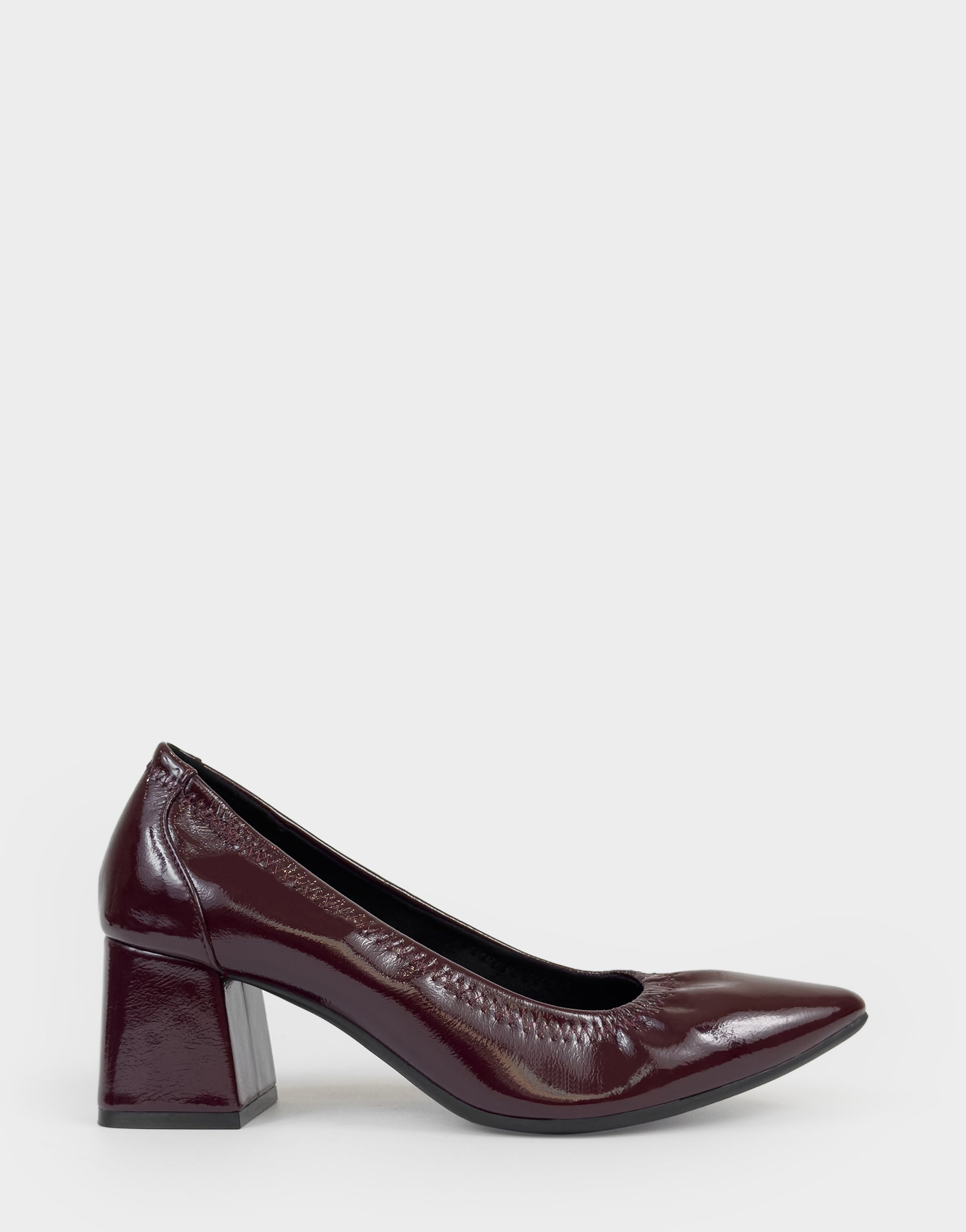 Women's Pump in Merlot Stretch Crinkle Patent