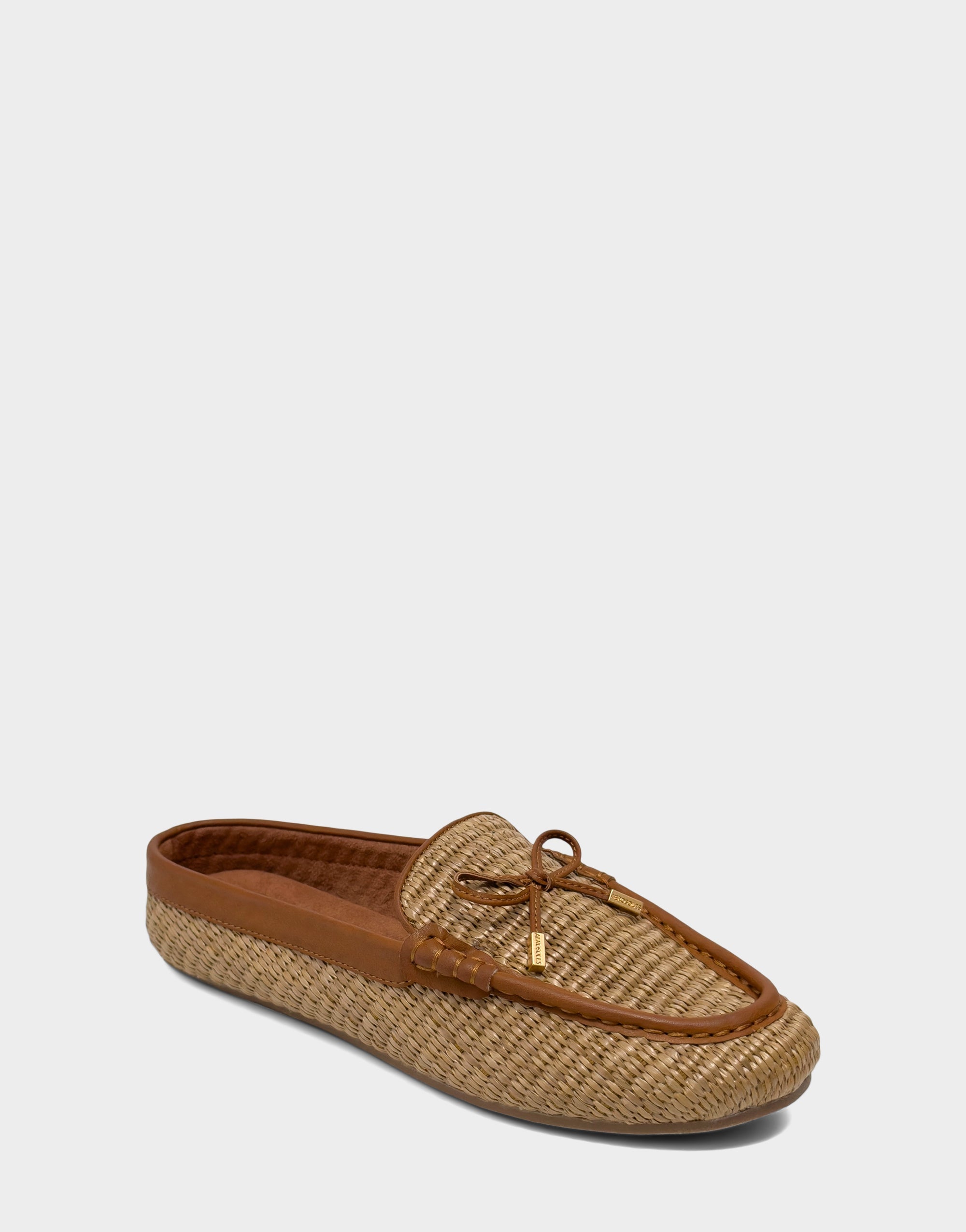 Women's Mule in Tan Basket Raffia