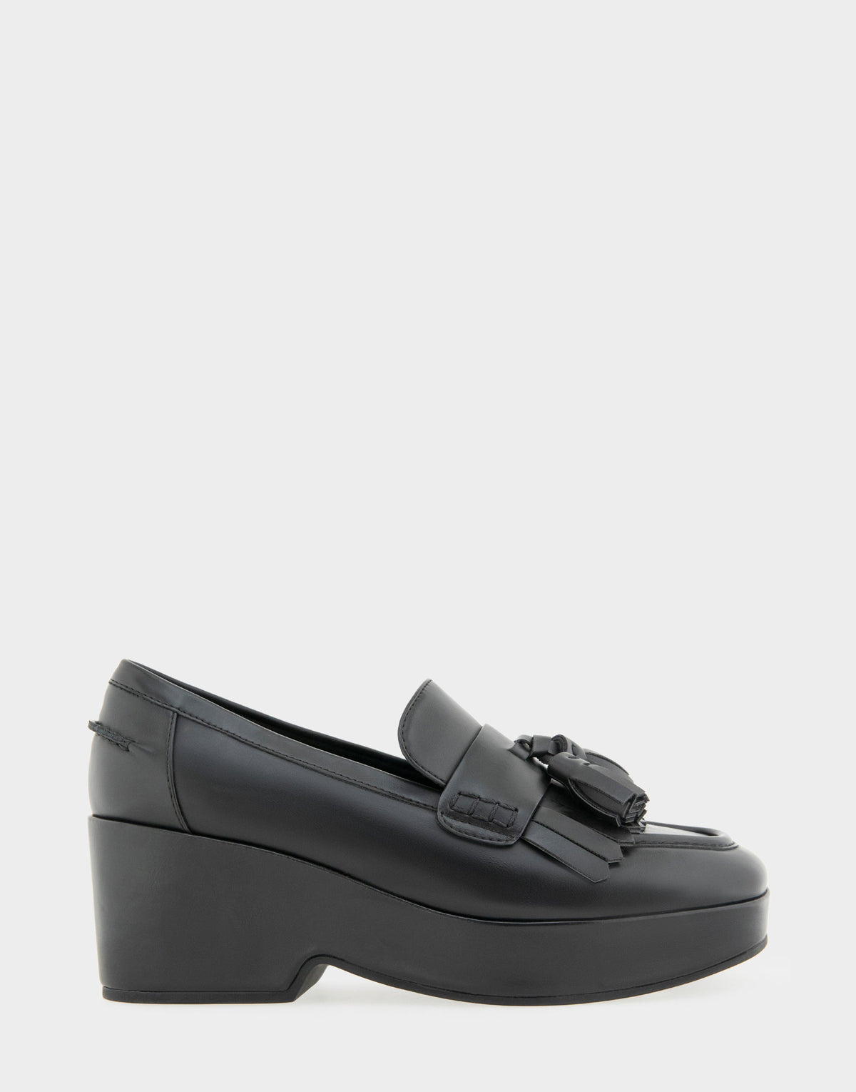 Women's Flatform Loafer in Black Faux Leather